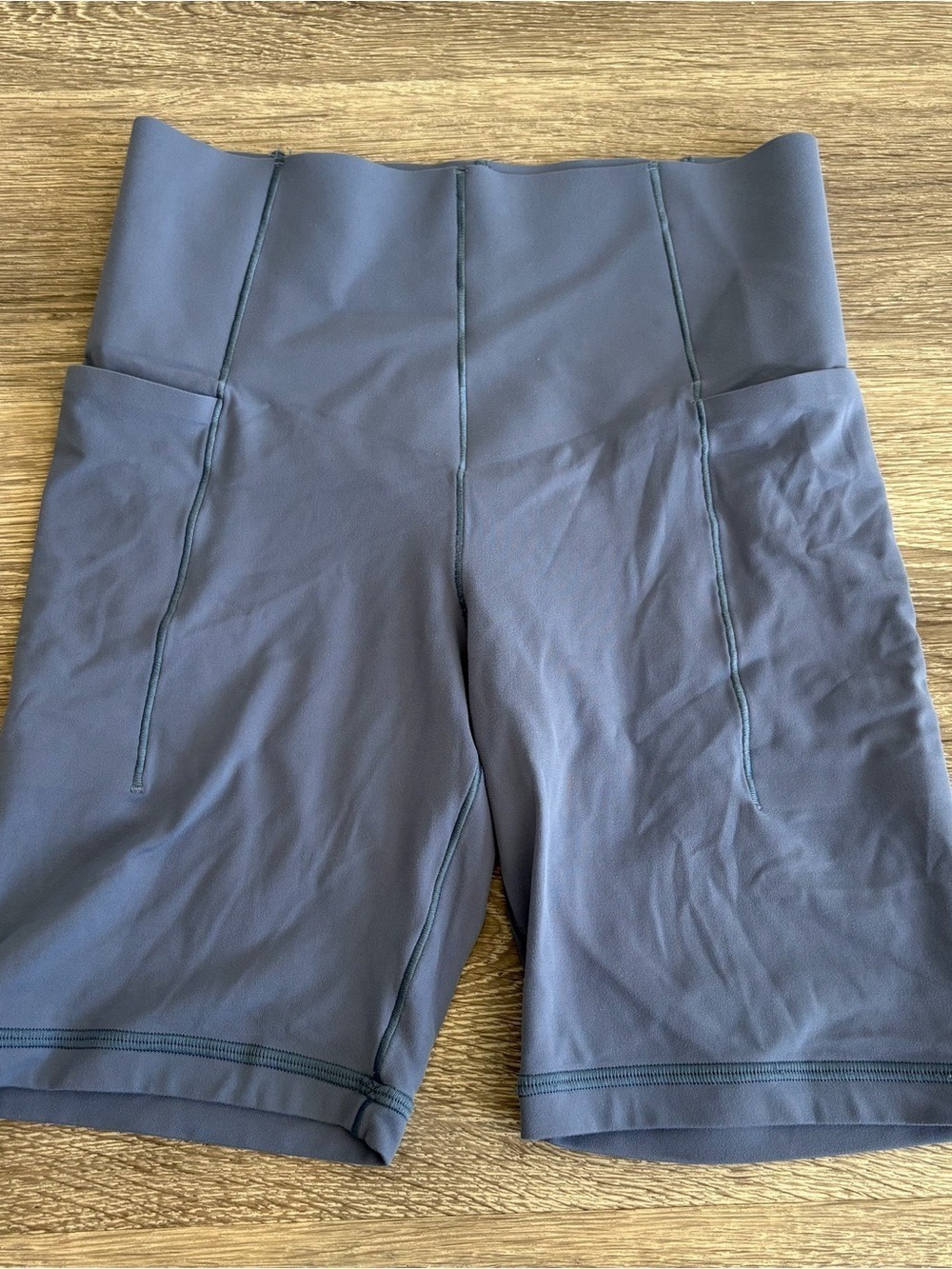 Aerie OFFLINE Real Me XTRA 7” High Waisted Pocketed Compression Shorts Size S